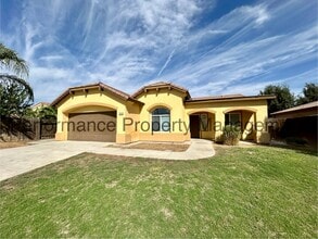 Building Photo - 2410 Lebow Ct