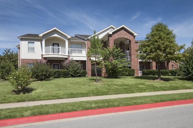Southern View I/II Apartments Fayetteville, AR