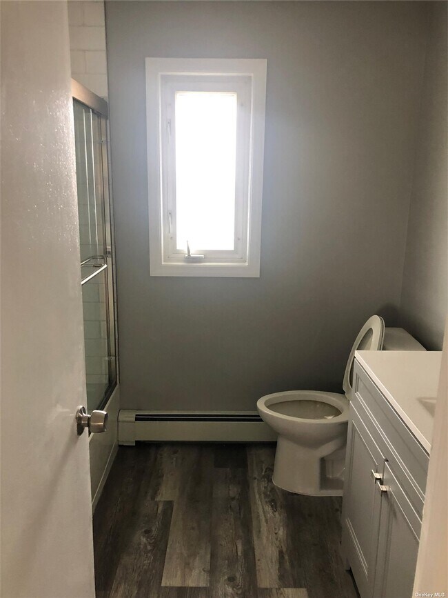 Foto del edificio - 77 Nassau Ln
