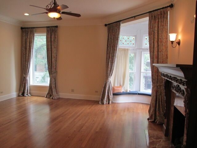 Building Photo - 26 E Bellevue Pl