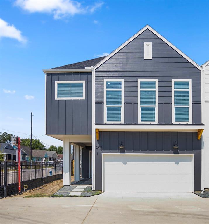 Foto principal - 5237 Hillman St