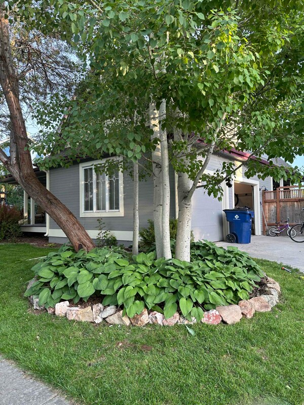 Building Photo - 1290 Greening Ave