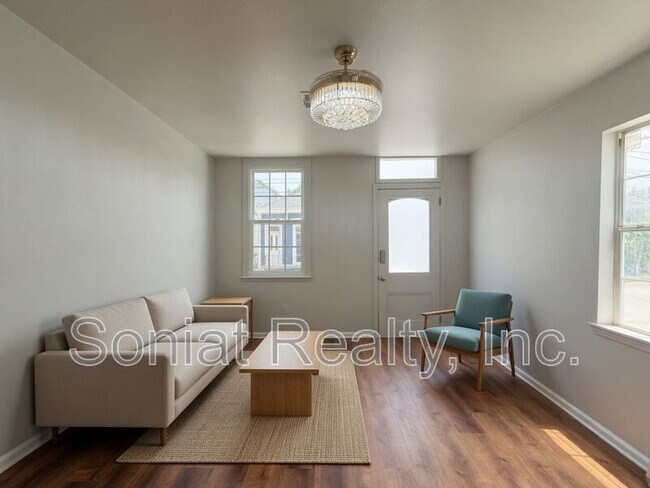 Foto del edificio - 1461 N Robertson St
