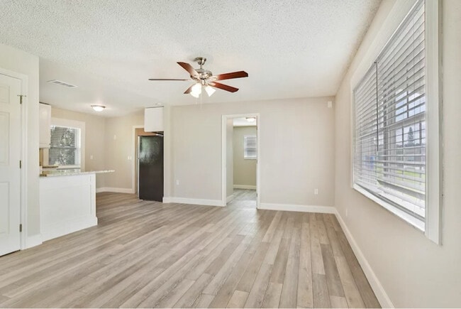 Building Photo - 91827 Sarnow Dr