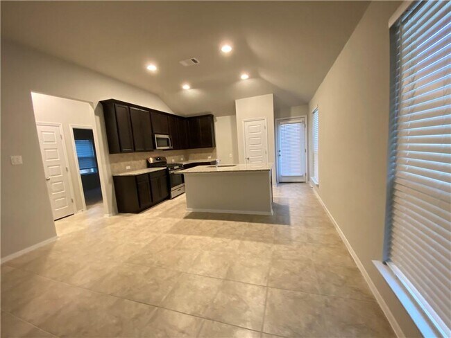 Building Photo - 11508 Milano Dr
