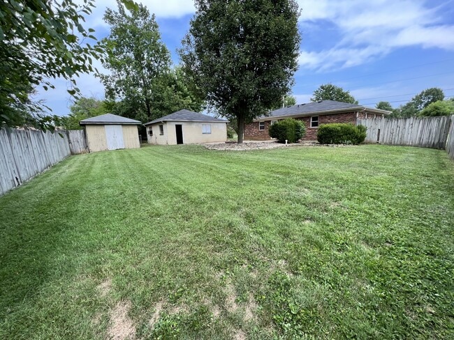 Foto del edificio - 276 Probus Dr