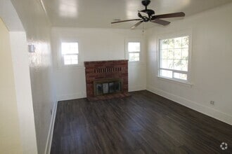 Building Photo - 1540 Crescent Ave
