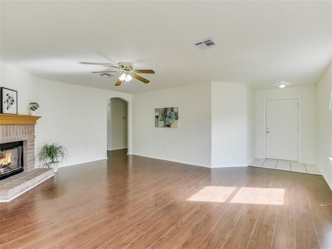 Foto del edificio - 17132 Dashwood Creek Dr