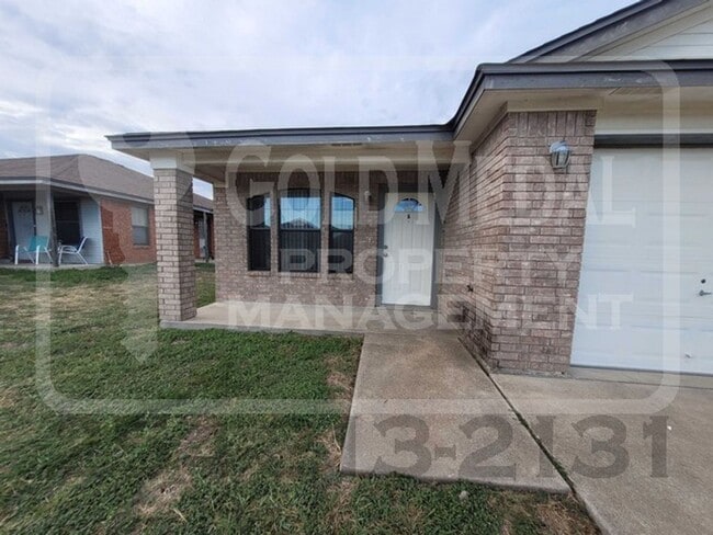 Building Photo - 2808 Lucille Dr