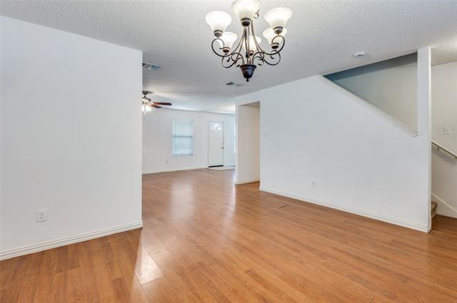 Foto del edificio - 5224 Royal Burgess Dr