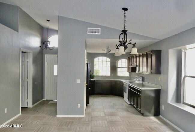 Foto del edificio - 8937 W Fargo Dr