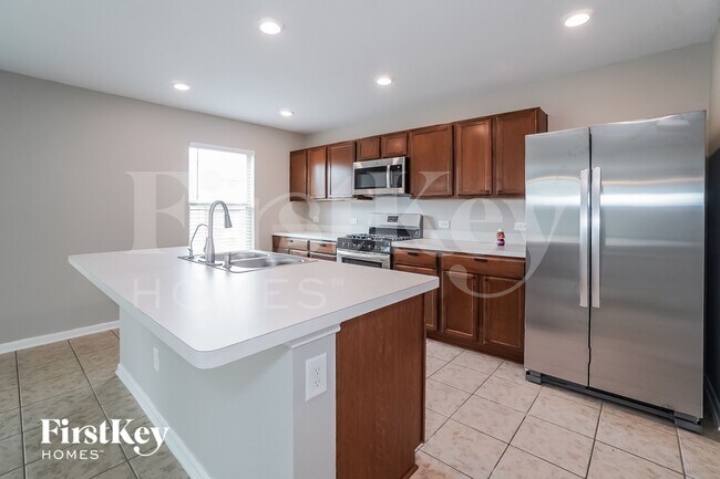 Foto del edificio - 14315 Cedar Pine Ct