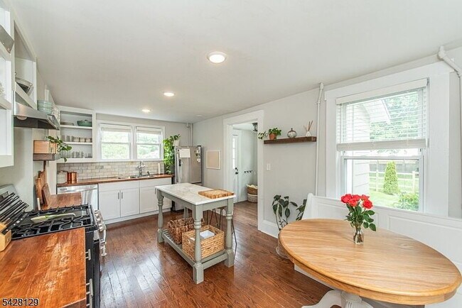 Foto del edificio - Single Family Home For Rent