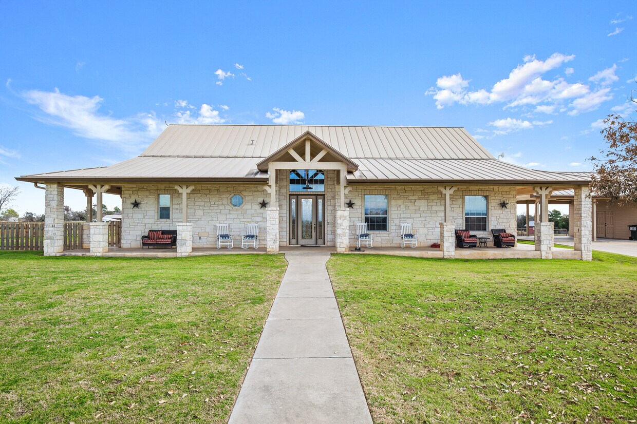 Foto principal - 140 Youngs Prairie Rd