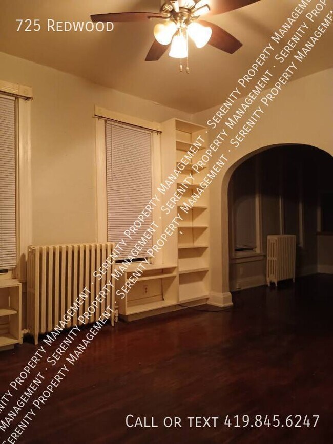Building Photo - Ask about our Holiday Special! Charming Th...