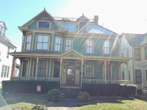 Primary Photo - 505 W Main St
