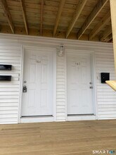 Building Photo - 162 Martin St