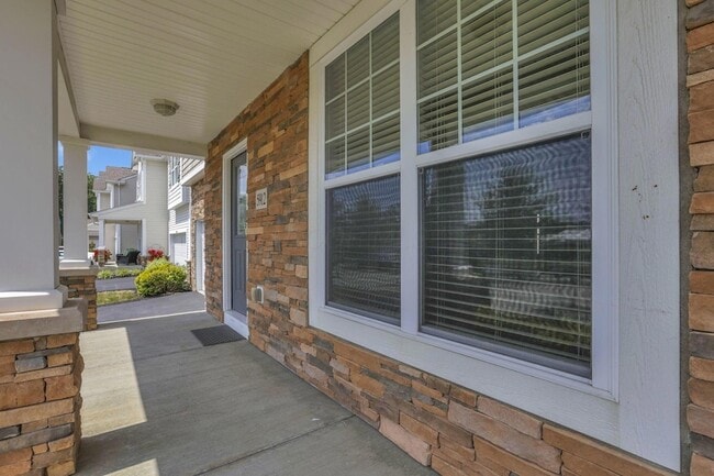 Building Photo - 5912 Danann Dr