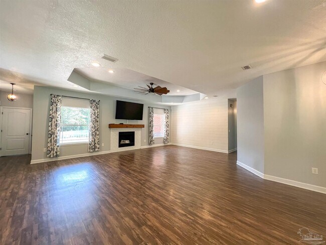 Building Photo - 2685 Segrest Rd