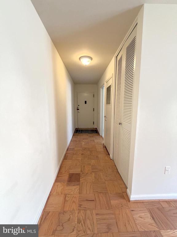 Foto del edificio - 10661 Weymouth St