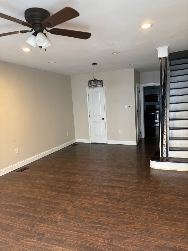 Photo - 175 Krams Ave