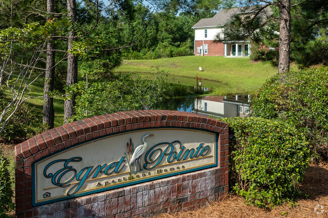 Building Photo - Egret Pointe