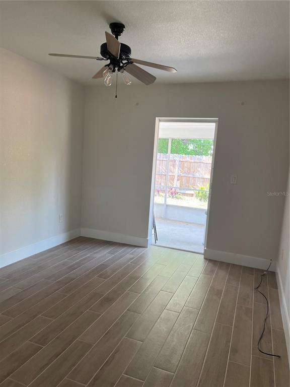 Foto del edificio - 21314 Stillwater Ave