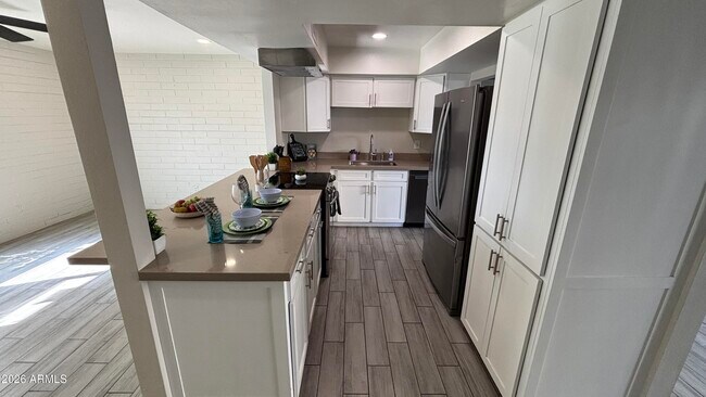 Foto del edificio - 7740 E Heatherbrae Ave