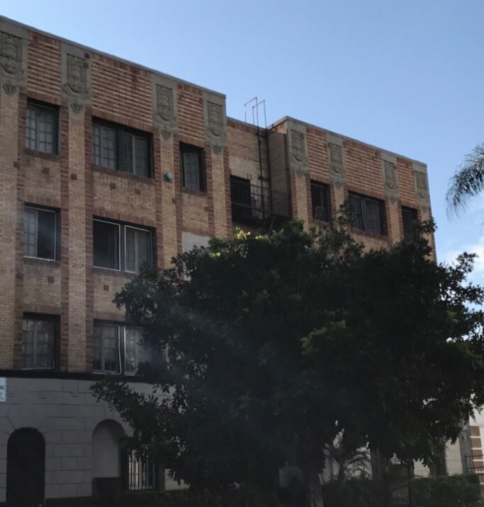 817 S Hobart Blvd, Los Angeles, CA 90005 Apartments in Los Angeles, CA