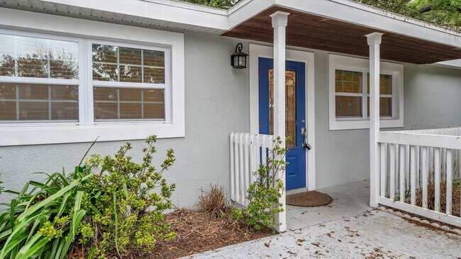 Foto del edificio - Spacious remodeled South Tampa 4BR/3BA hom...