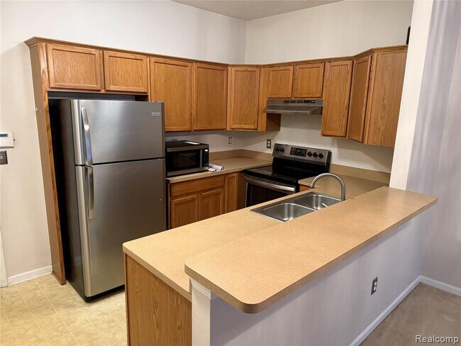 Foto del edificio - 41290 Maplewood Drive