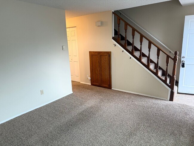 Building Photo - 0771