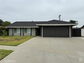 Building Photo - 1039 Adel Ave