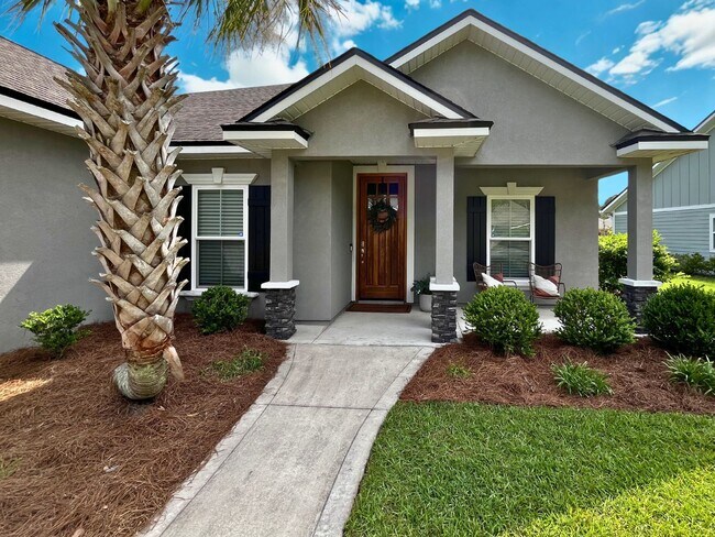 Building Photo - 3/2 with amazing community amenities!