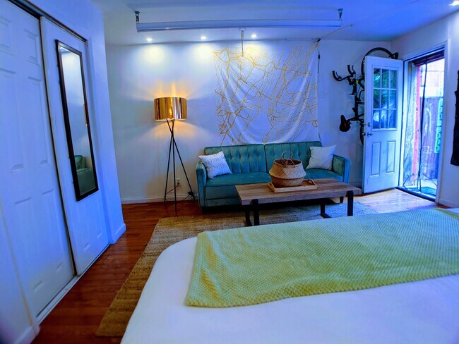 Private Bedroom - 178 E 108th St