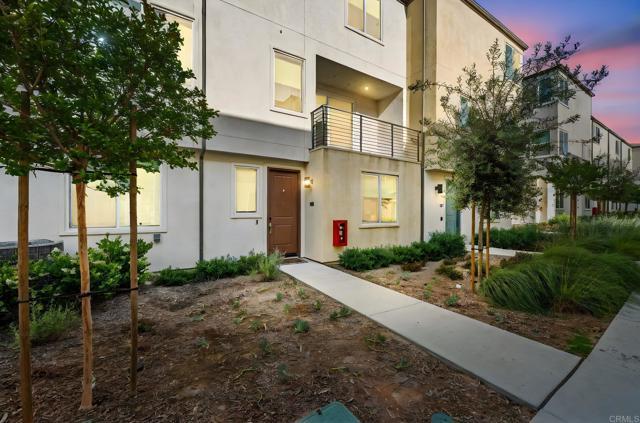 Building Photo - 5485 Seacliff Pl