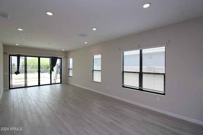 Foto del edificio - 17519 N 50th Way
