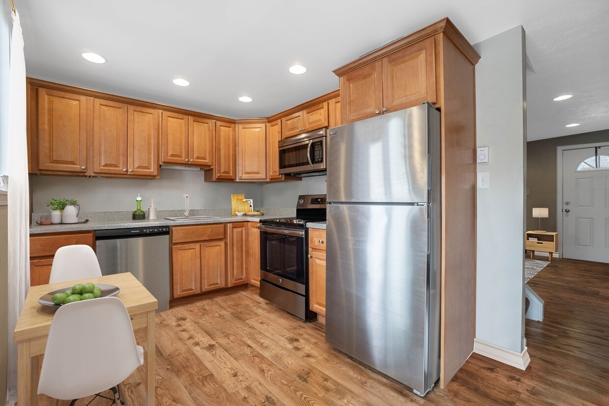 Kitchen - 788 Bower Hill Rd