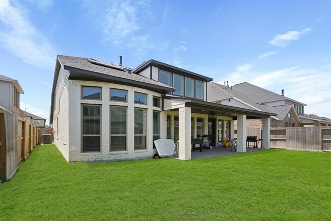 Foto del edificio - 5107 Albany Shores Ln