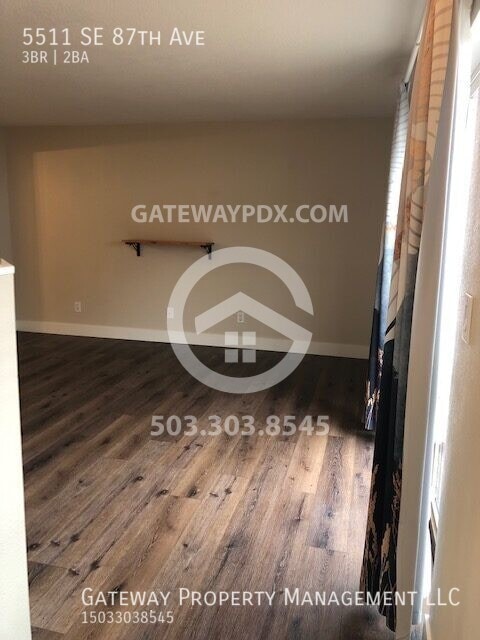 Photo - 5511 SE 87th Ave- House