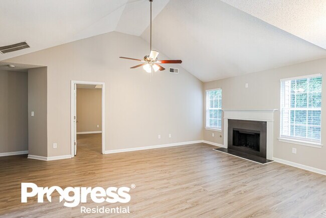 Foto del edificio - 4285 Reserve Hill Crossing