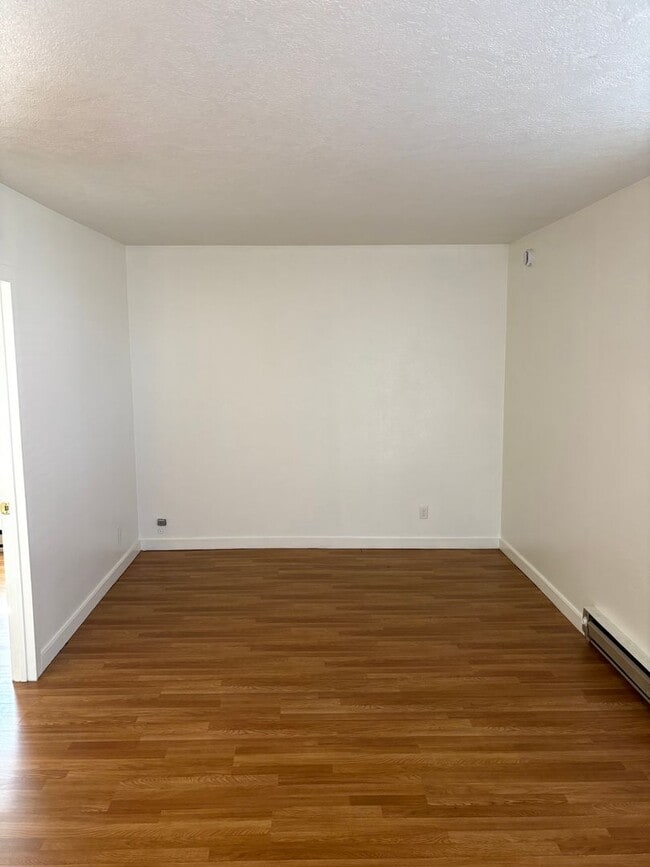 Building Photo - AN Liberty #A