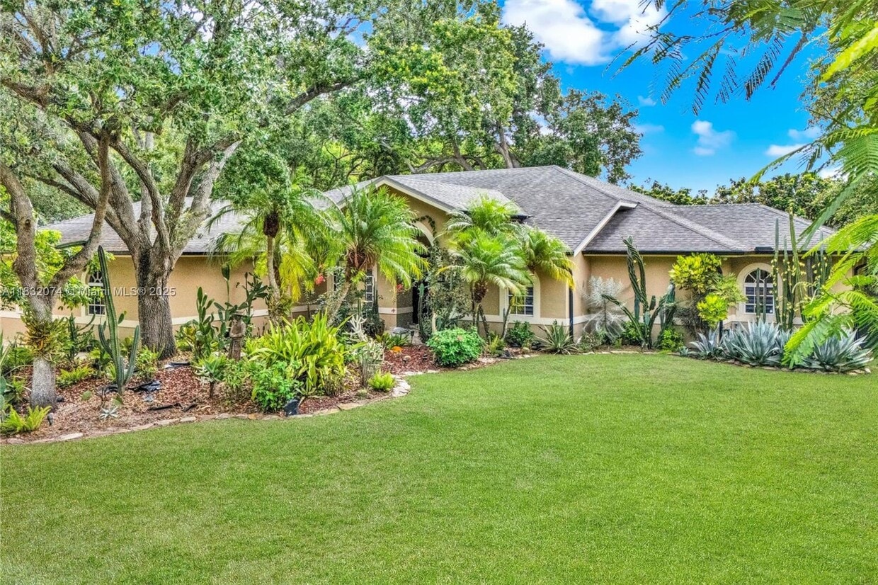 Primary Photo - 26605 SW 173rd Ct