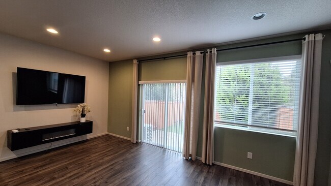 Foto del edificio - 11708 NE 23rd St