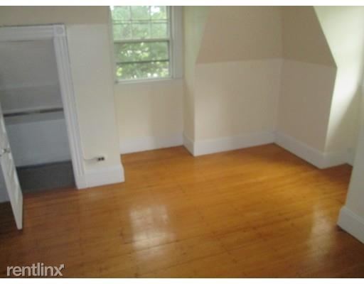 Building Photo - 2 br, 1 bath  - 384 Arborway