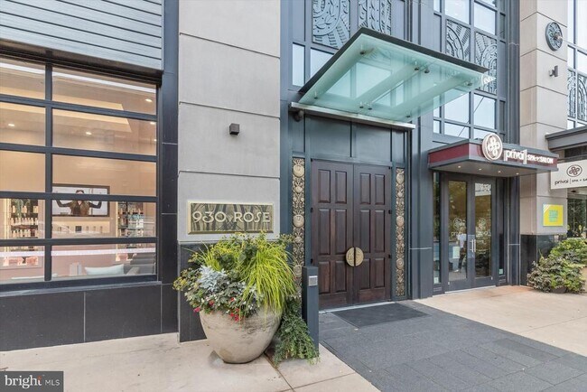 Foto del edificio - 930 Rose Ave