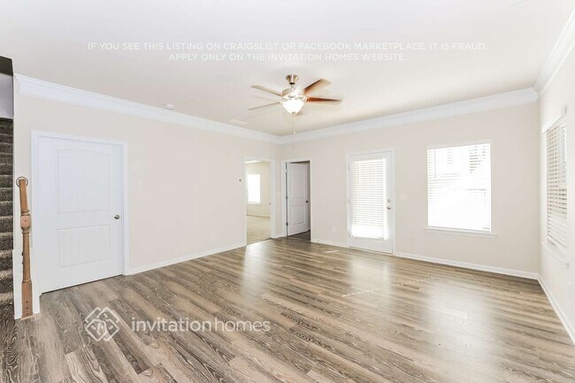 Foto del edificio - 132 Hickory Village Cir