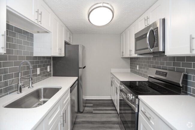 Interior Photo - Meridian Court