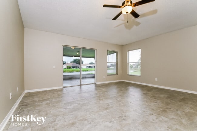 Building Photo - 10519 Walker Vista Dr