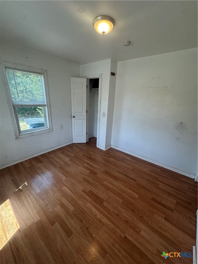 Building Photo - 808 S Cameron St